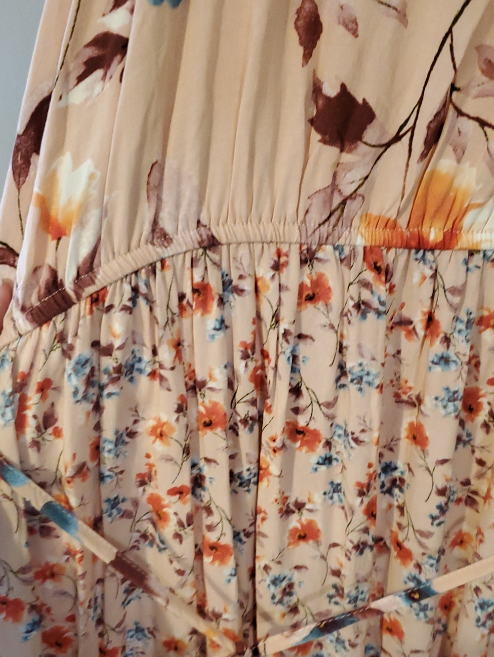 Band Of Gypsies Maxi Tiered Dress in Peach Floral Print Size L - Picture 9 of 9